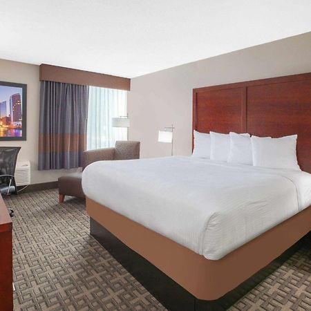 Hotel Baymont By Wyndham Grand Rapids Near Downtown Wyoming Exterior foto